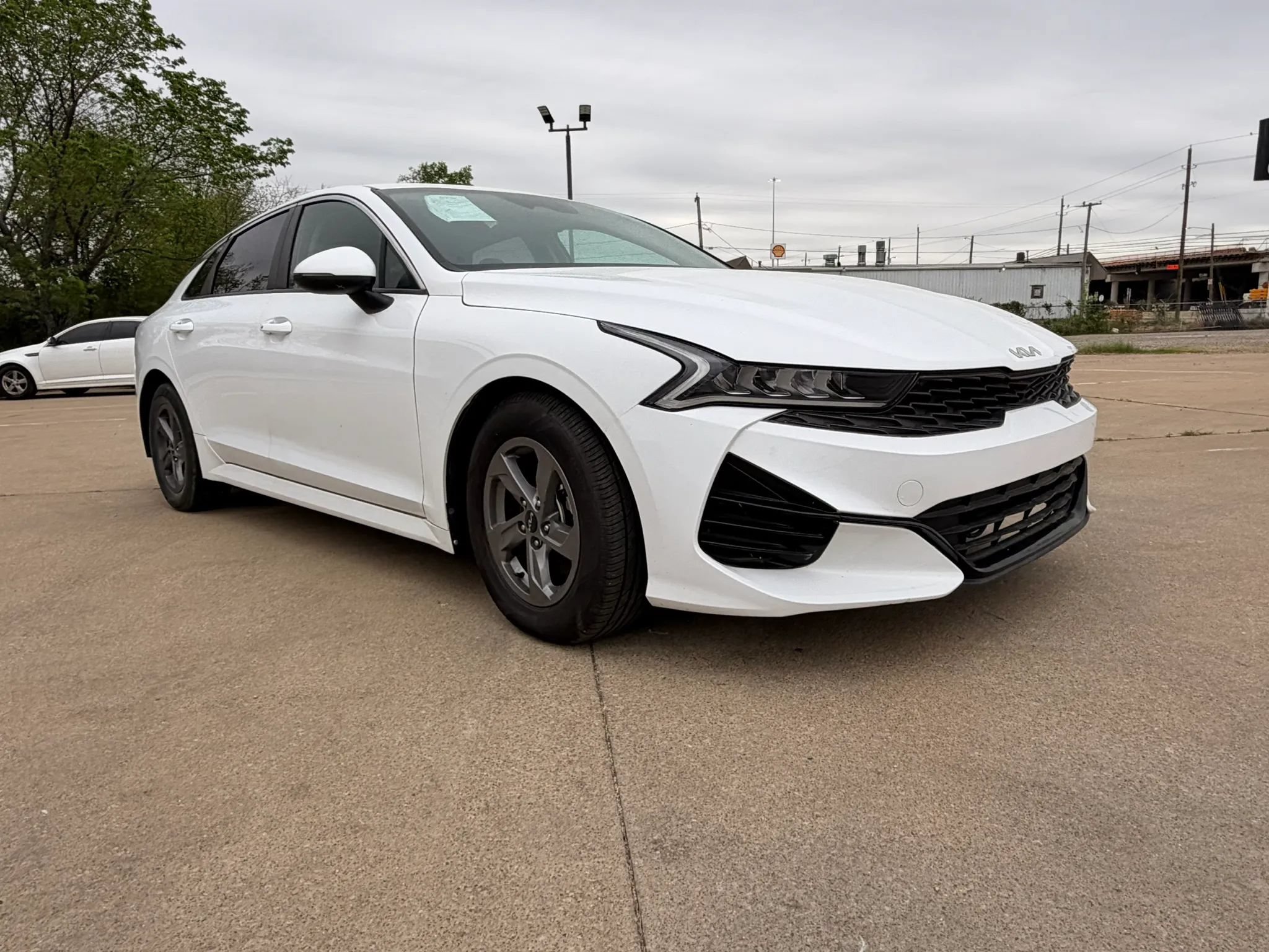 Used 2023 Kia K5 LXS FWD image 3