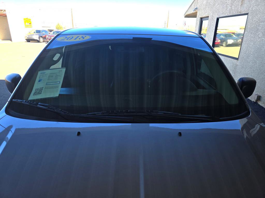 Used 2018 Dodge Grand Caravan SE w/ UConnect Hands-Free Group image 30