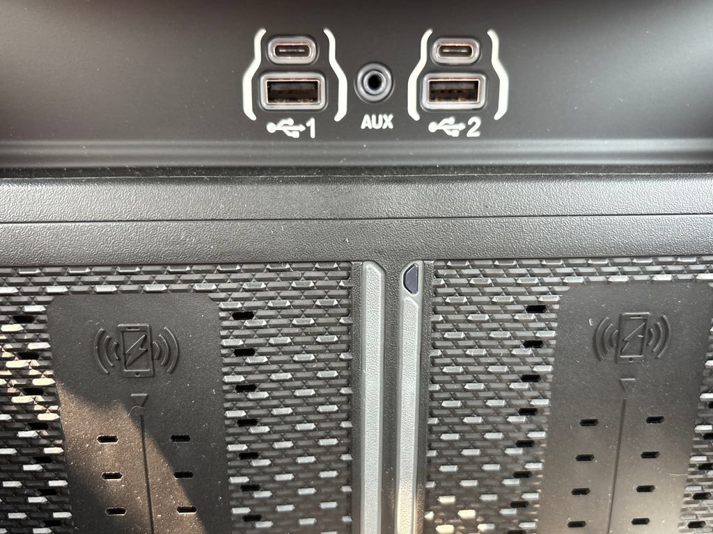 New 2026 RAM 3500 Big Horn AWD/4WD image 19