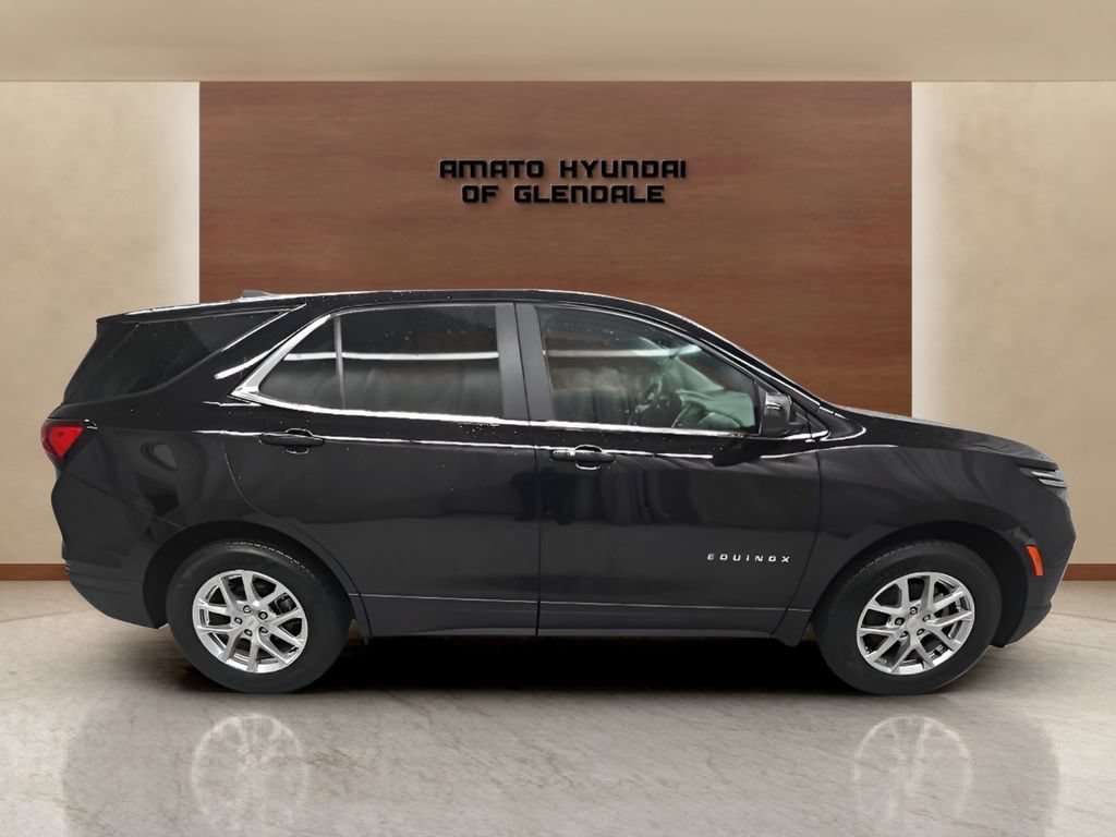 Used 2024 Chevrolet Equinox LT w/ Driver Convenience Package AWD/4WD image 8