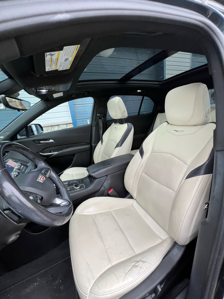 Used 2021 Cadillac XT4 Sport image 17