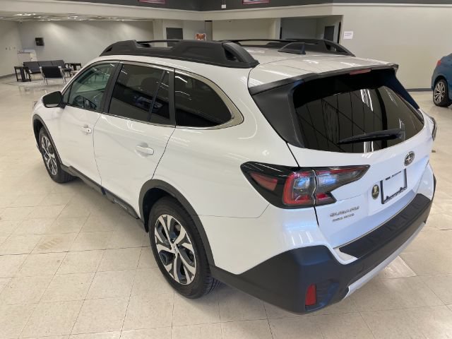 Used 2022 Subaru Outback Limited AWD/4WD image 9