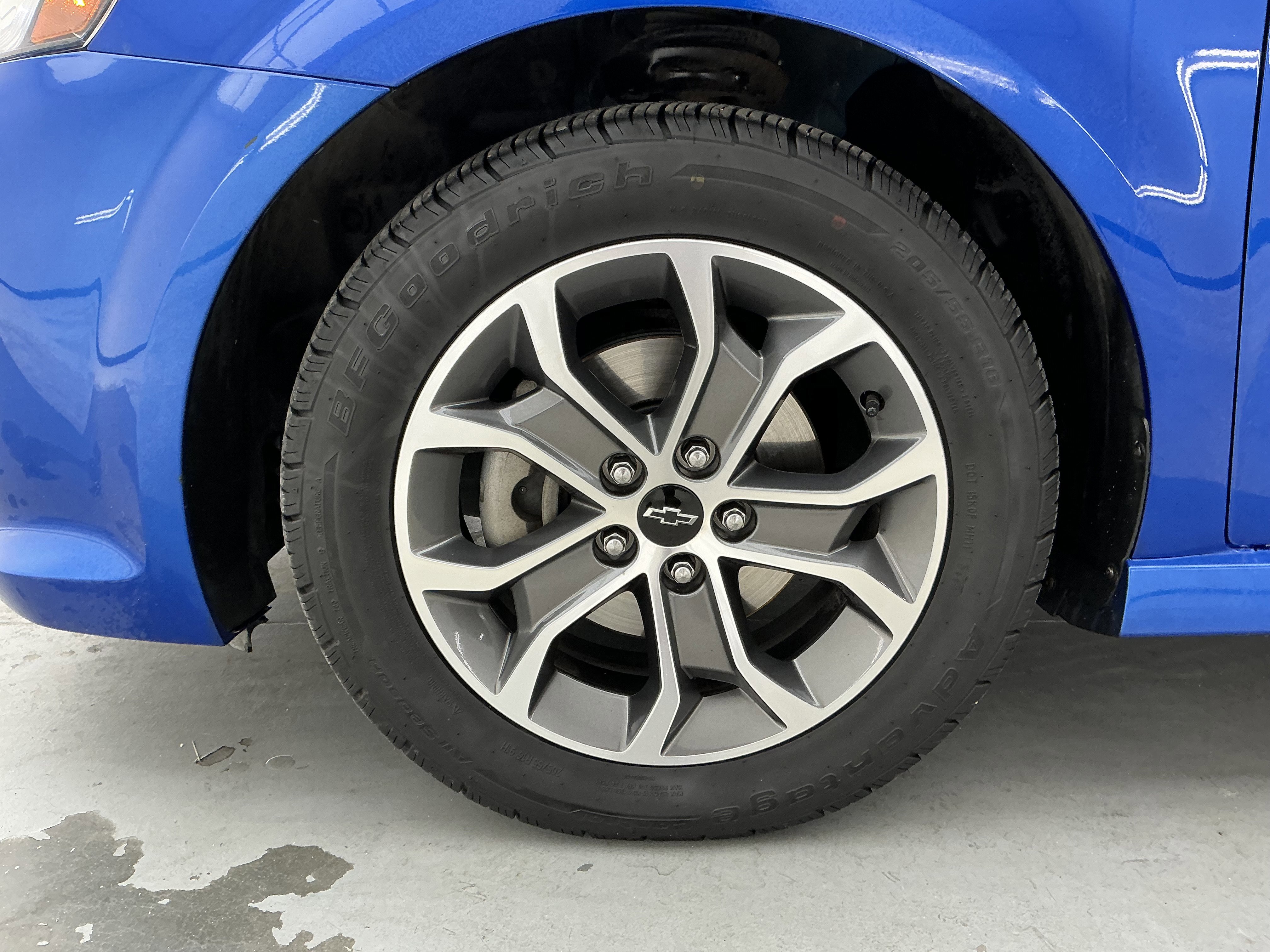 Used 2019 Chevrolet Sonic LT w/ Convenience Package image 17