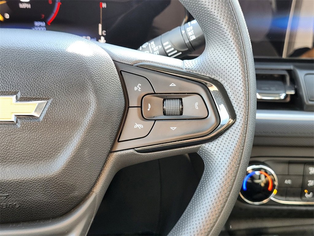 Used 2025 Chevrolet TrailBlazer LS w/ LS Confidence Package image 27