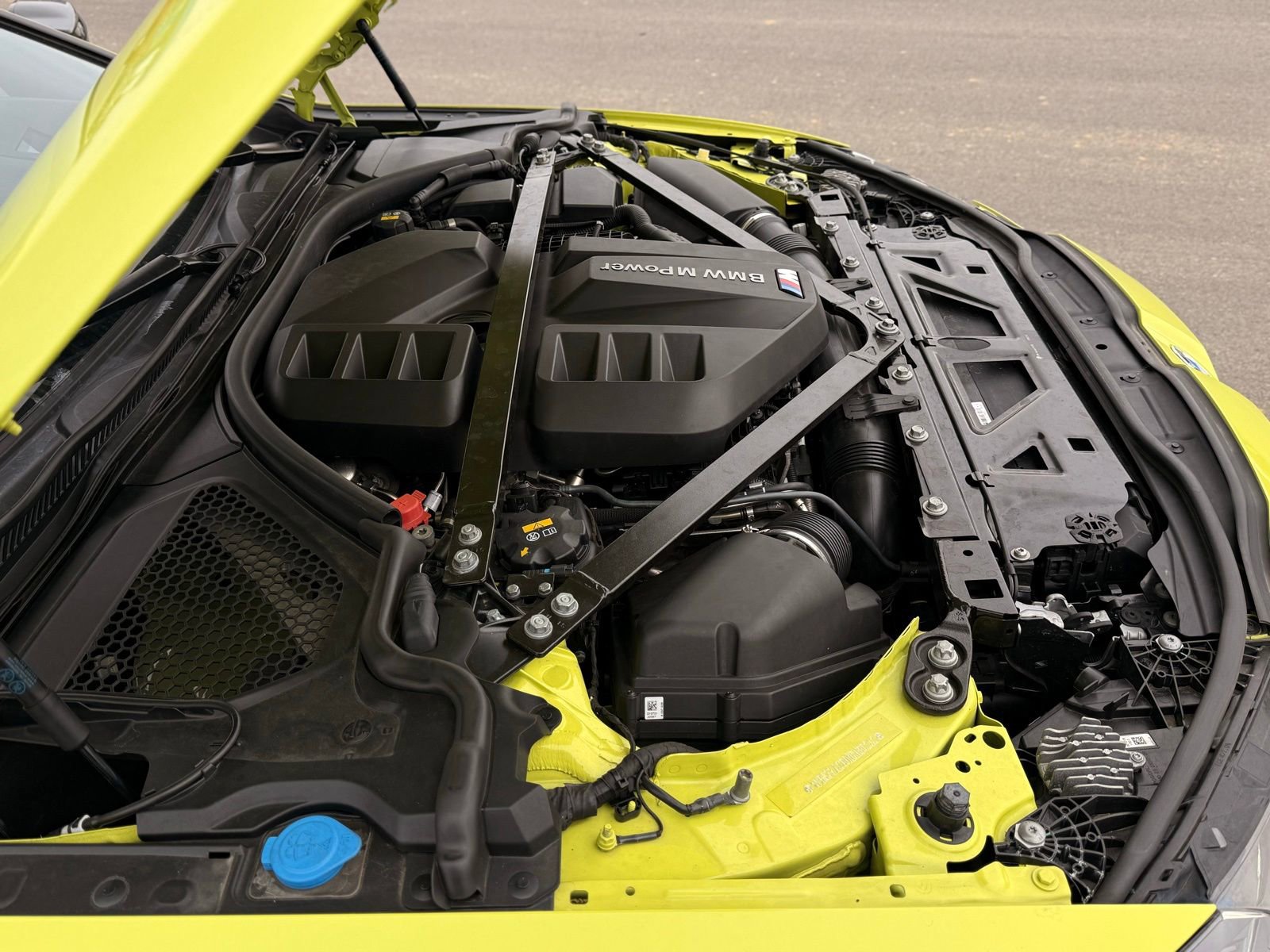 Used 2022 BMW M4 Competition w/ M Carbon Exterior Package image 60