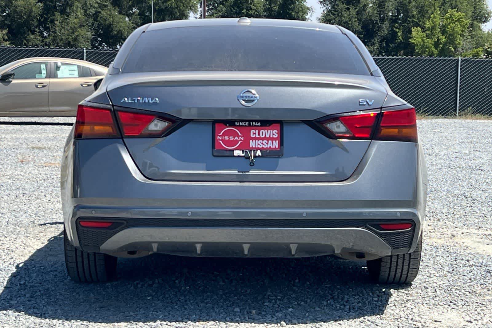 Used 2022 Nissan Altima 2.5 SV FWD image 8