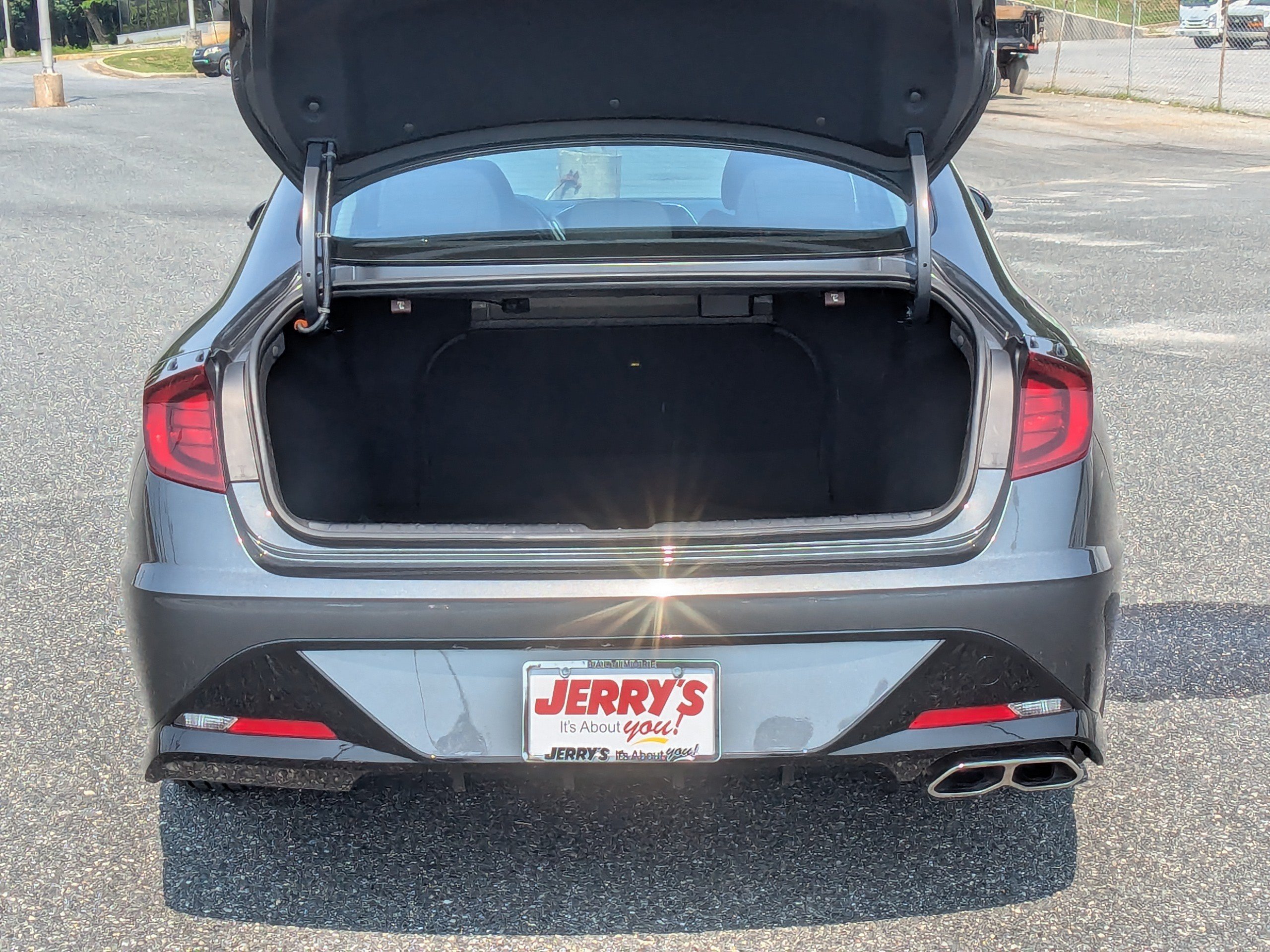 Used 2023 Hyundai Sonata SEL w/ Convenience Package FWD image 8