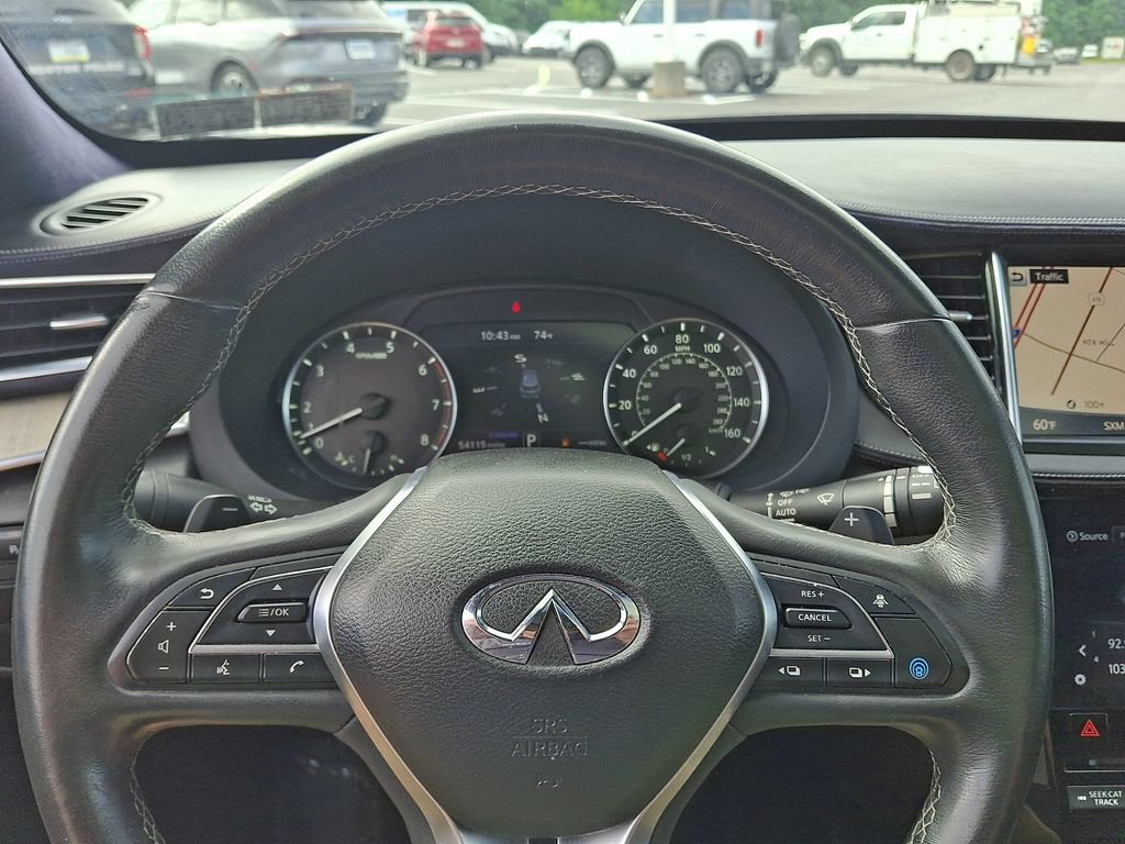 Used 2019 INFINITI QX50 Essential w/ Sensory Package AWD/4WD image 18