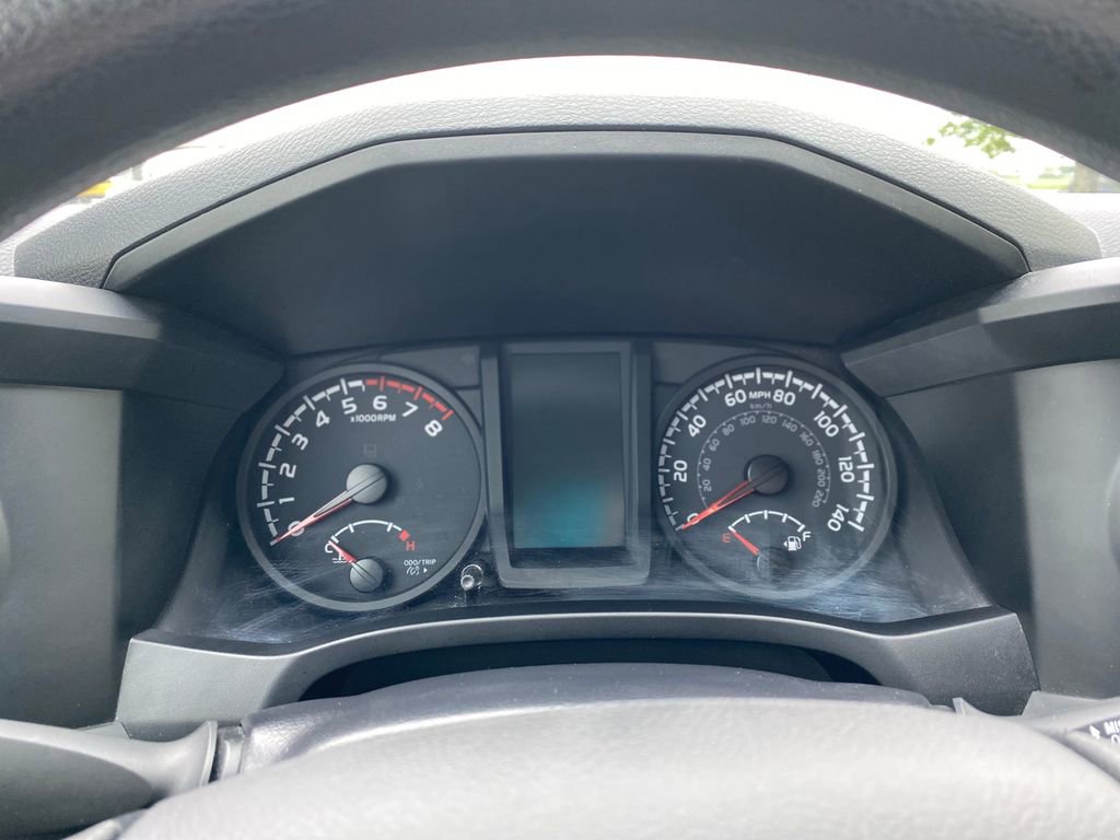 Used 2021 Toyota Tacoma SR RWD image 30