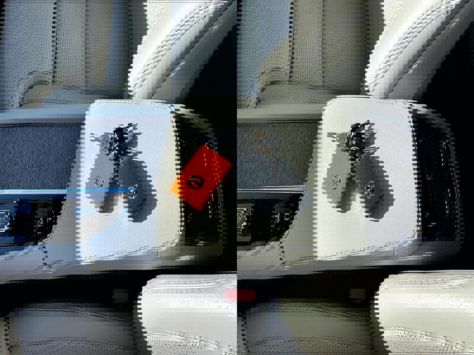 Used 2022 Volvo XC90 T8 Inscription w/ Advanced Package image 14