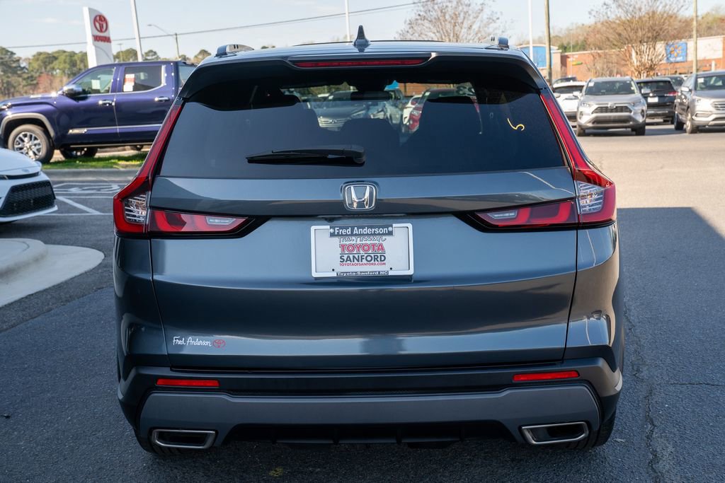 Used 2023 Honda CR-V Sport image 4