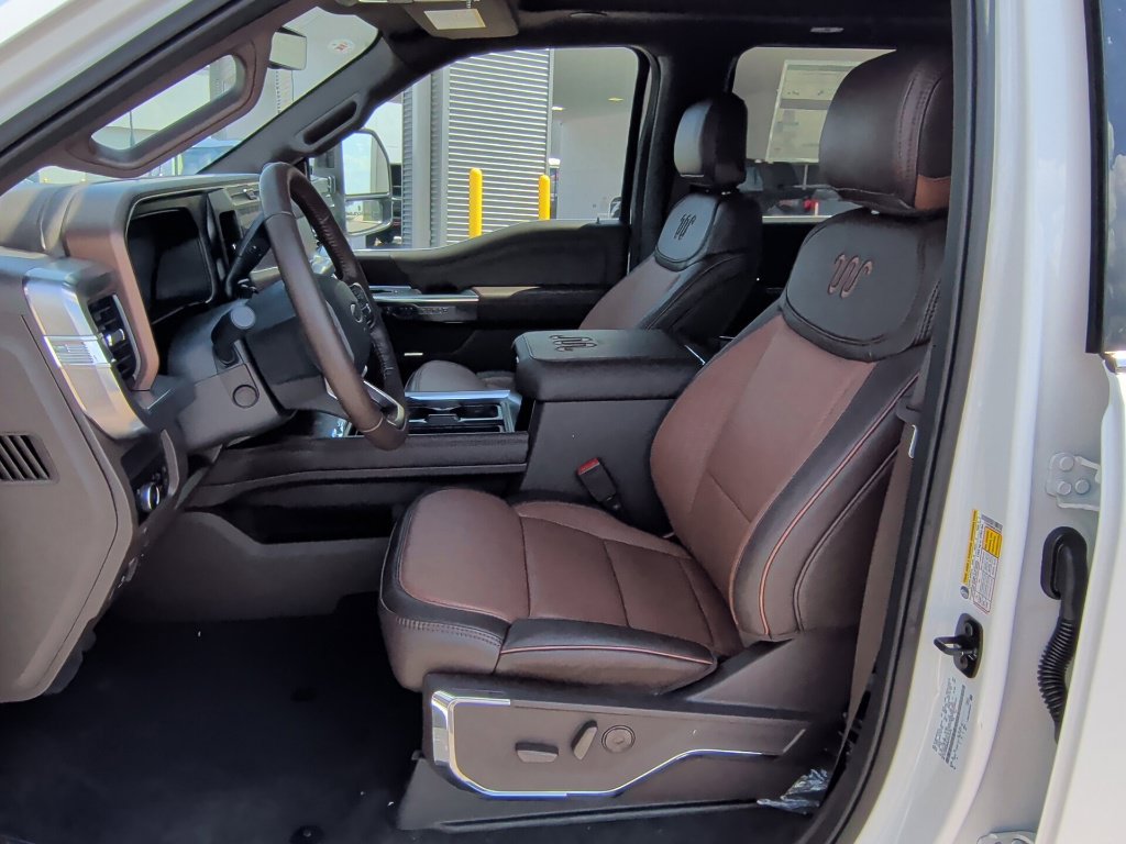 New 2027 Ford F250 King Ranch w/ FX4 Off-Road Package AWD/4WD image 13