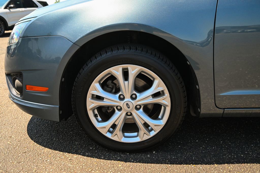 Used 2012 Ford Fusion SE FWD image 12