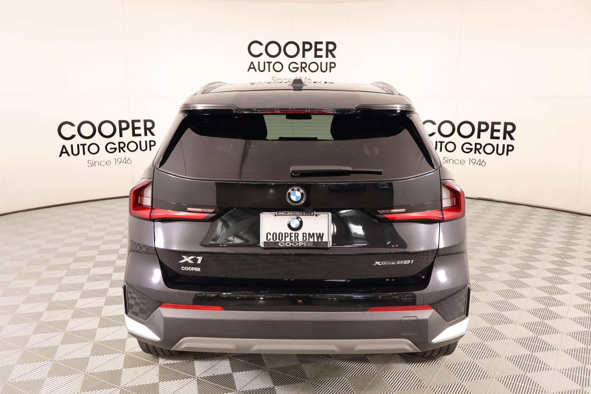 Used 2023 BMW X1 xDrive28i w/ Convenience Package AWD/4WD image 23