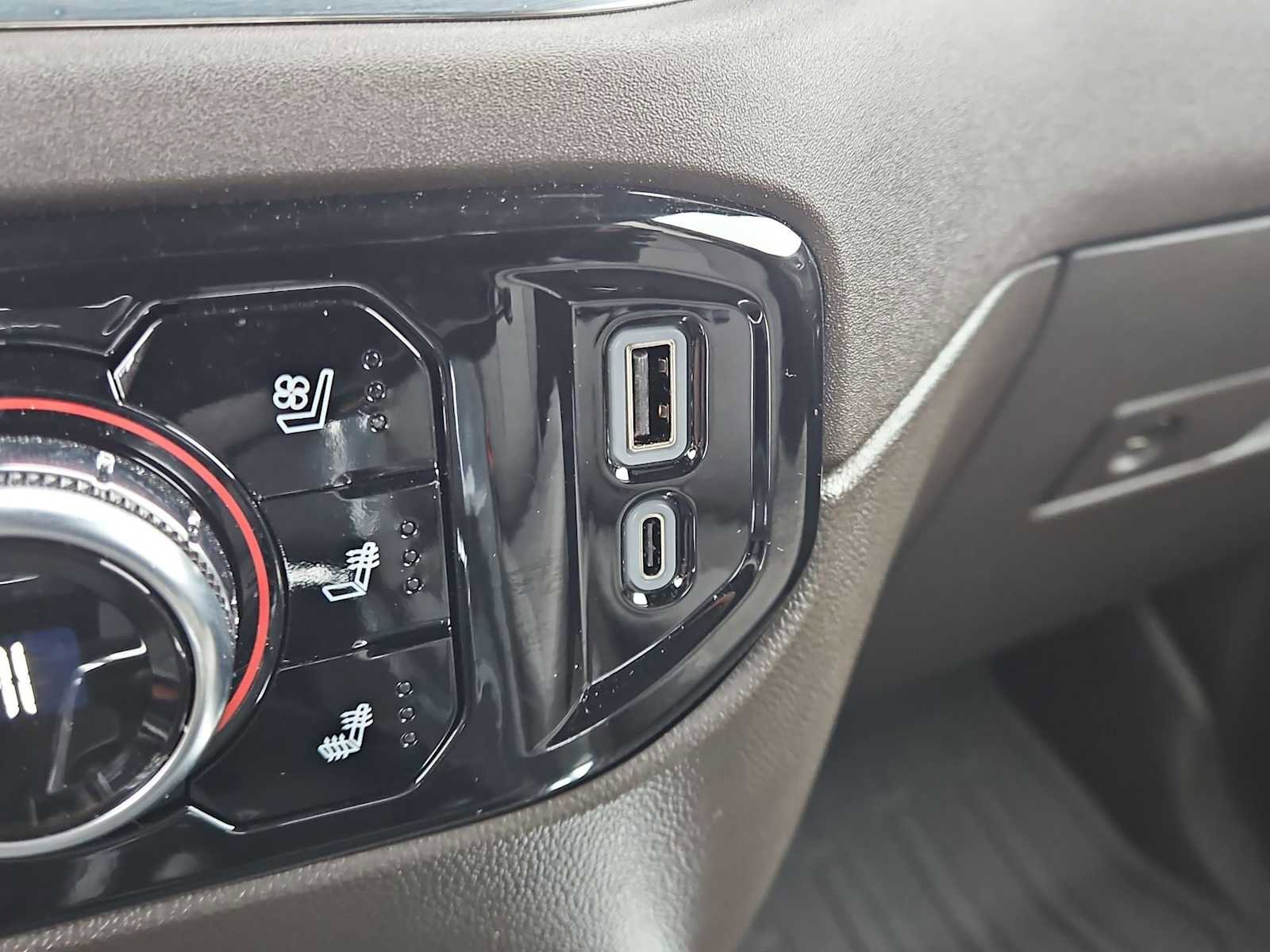 Certified 2023 GMC Sierra 1500 SLT w/ SLT Premium Package image 29