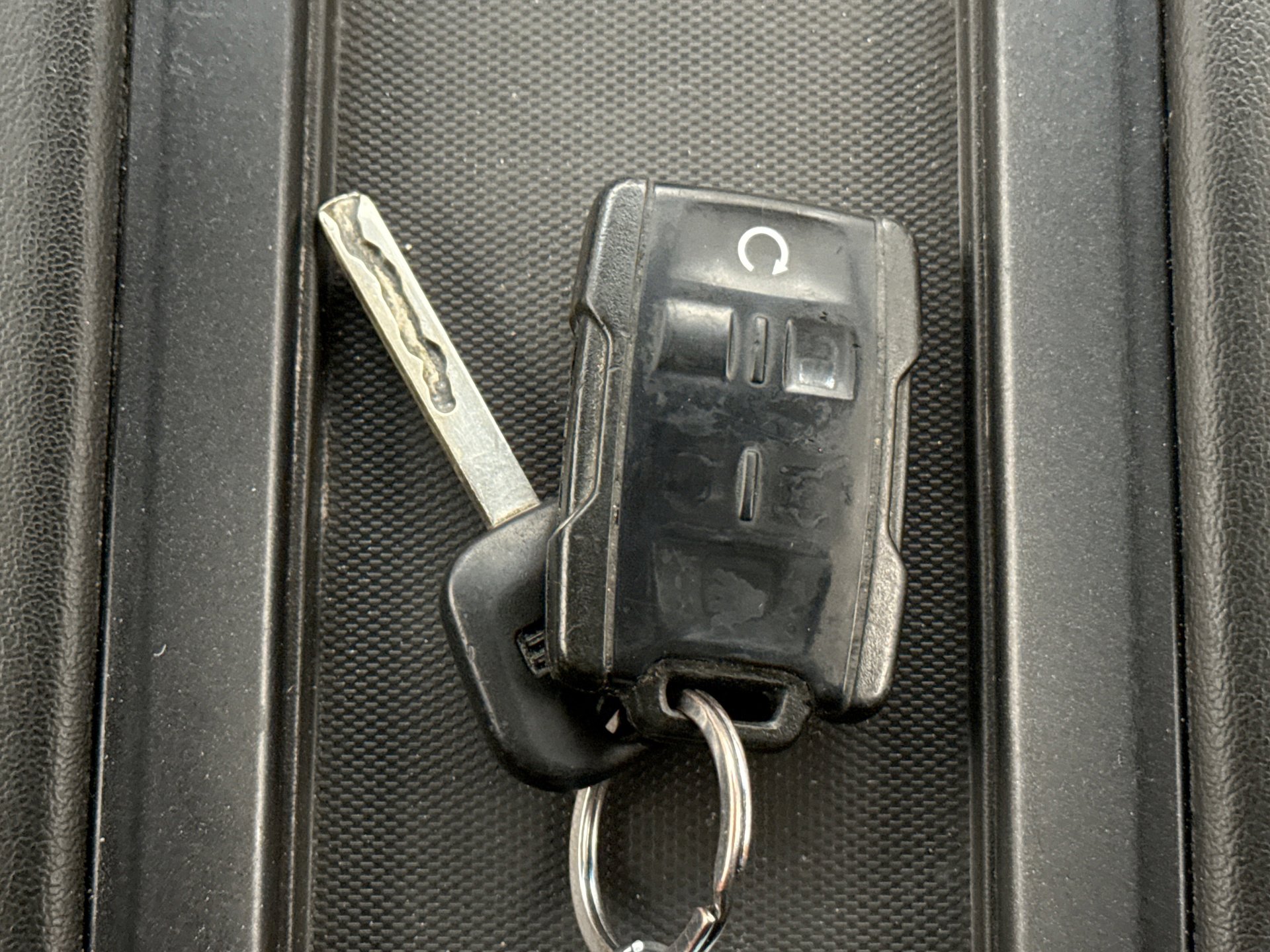 Used 2018 GMC Yukon SLE w/ SLE Value Package image 23