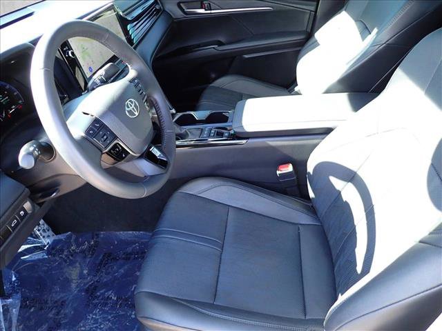 Used 2025 Toyota Camry XSE FWD image 10