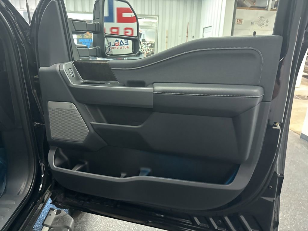 New 2026 Ford F250 4x4 Crew Cab Super Duty image 38