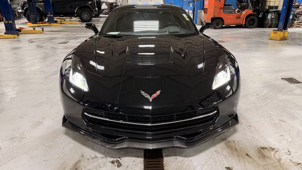 Used 2015 Chevrolet Corvette Stingray Z51 w/ 2LT Preferred Equipment Group image 3