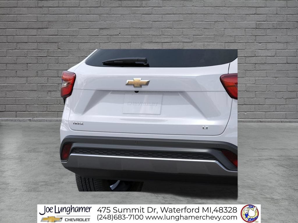 New 2026 Chevrolet Trax LT w/ Driver Confidence Package FWD image 16