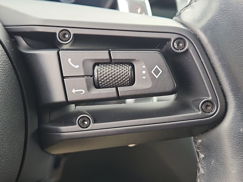 Used 2023 Porsche Macan Turbo image 20