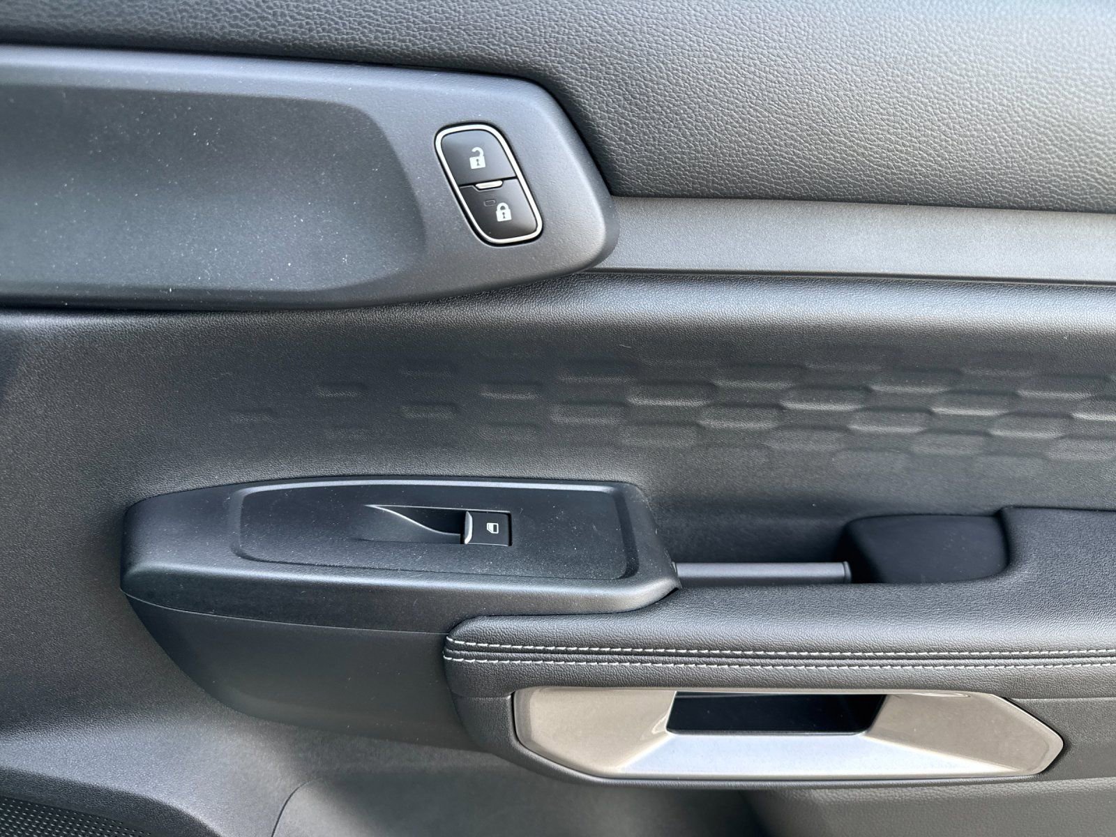 New 2025 Ford Ranger XLT w/ FX4 Off-Road Package image 17