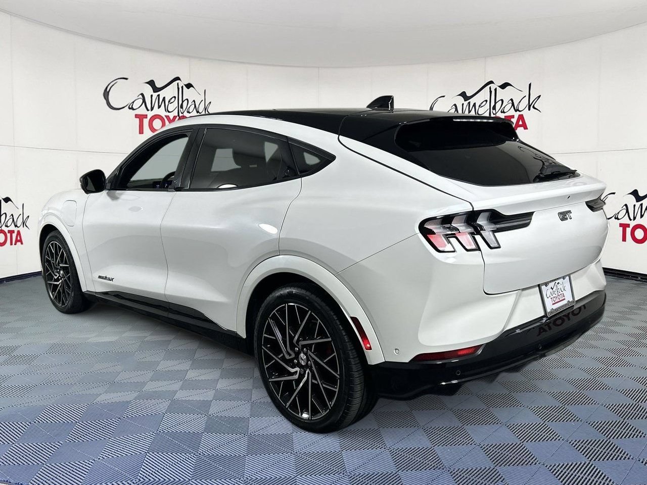 Used 2022 Ford Mustang Mach-E GT w/ GT Performance Edition AWD/4WD image 5