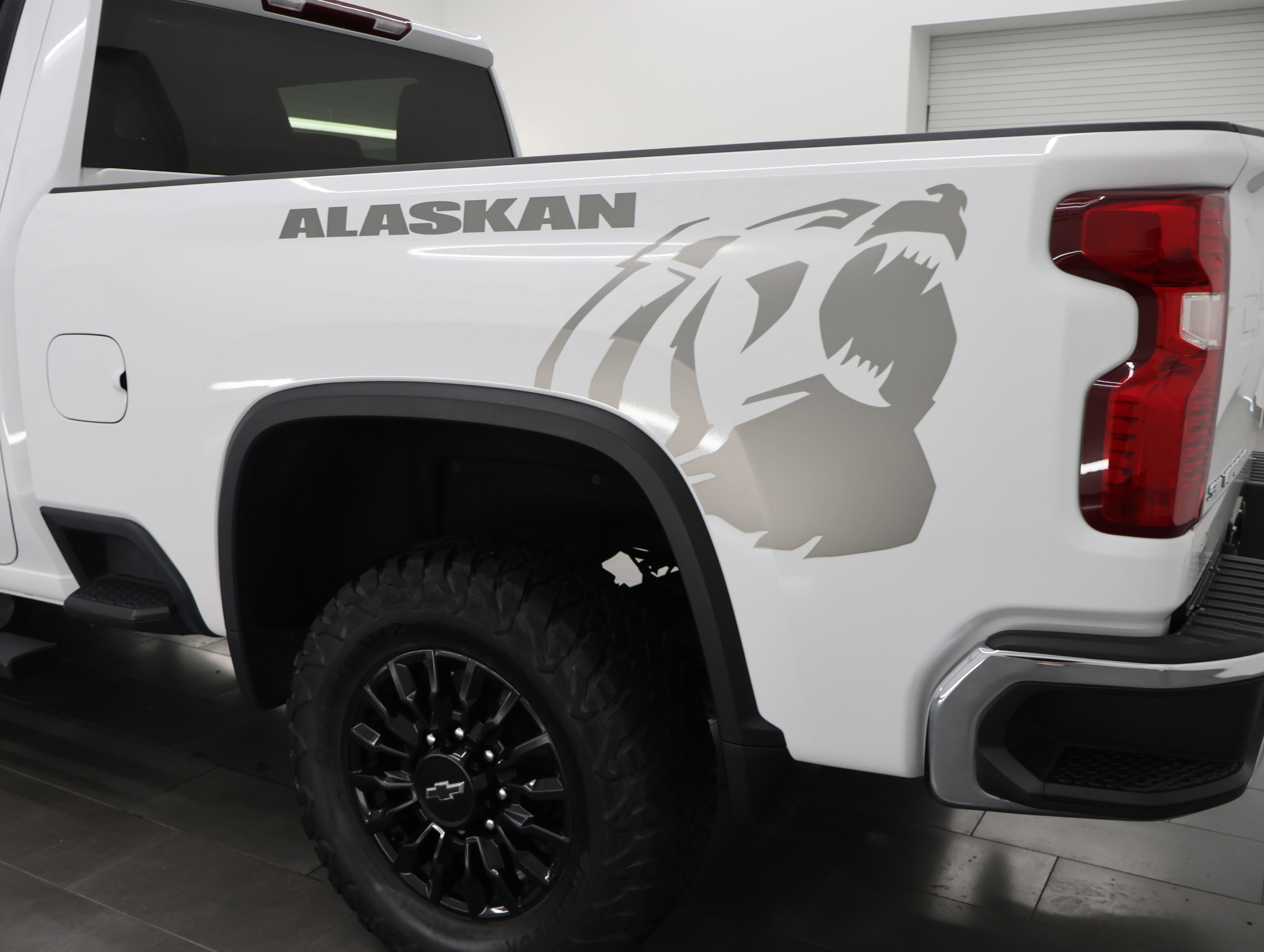Used 2023 Chevrolet Silverado 2500 LT w/ Convenience Package AWD/4WD image 30