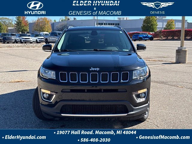Used 2018 Jeep Compass Limited w/ Navigation Group AWD/4WD image 9