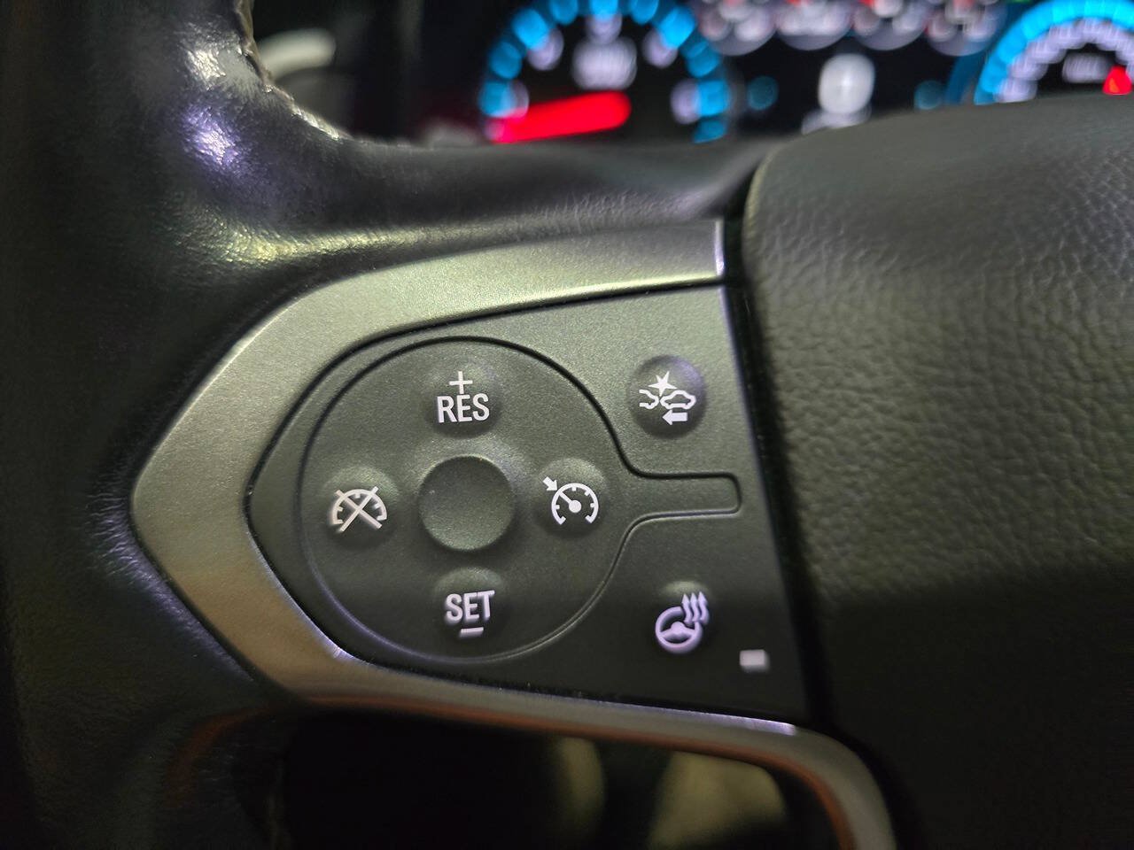Used 2019 Chevrolet Tahoe Premier AWD/4WD image 19