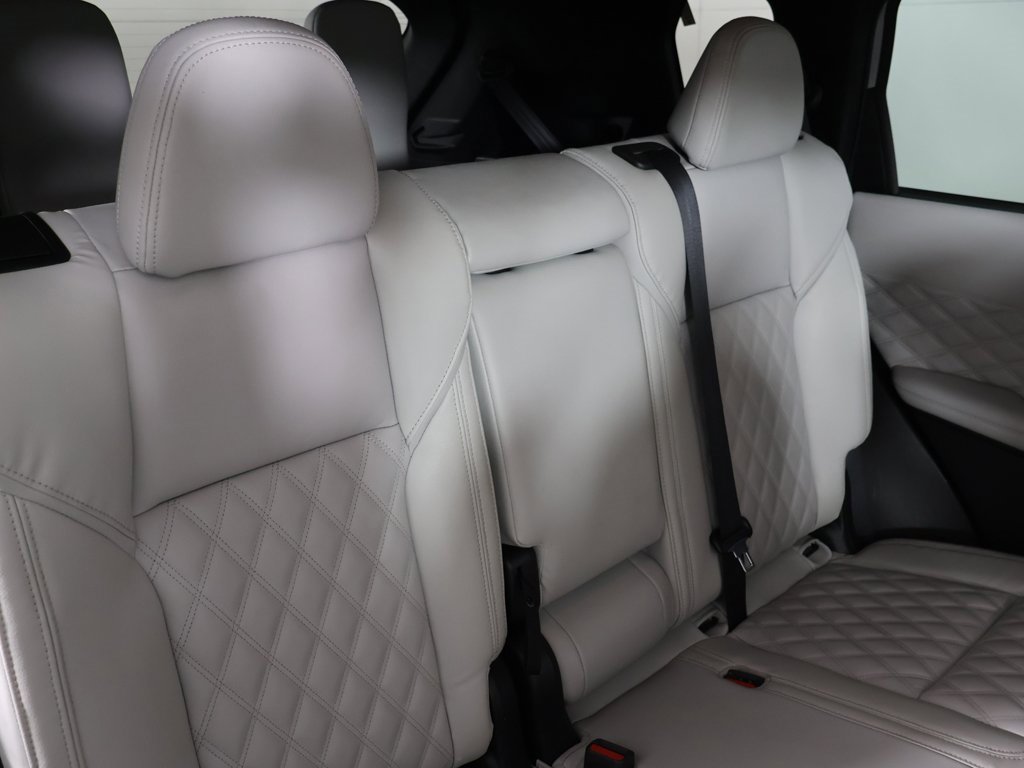 Used 2023 Mitsubishi Outlander SEL image 35