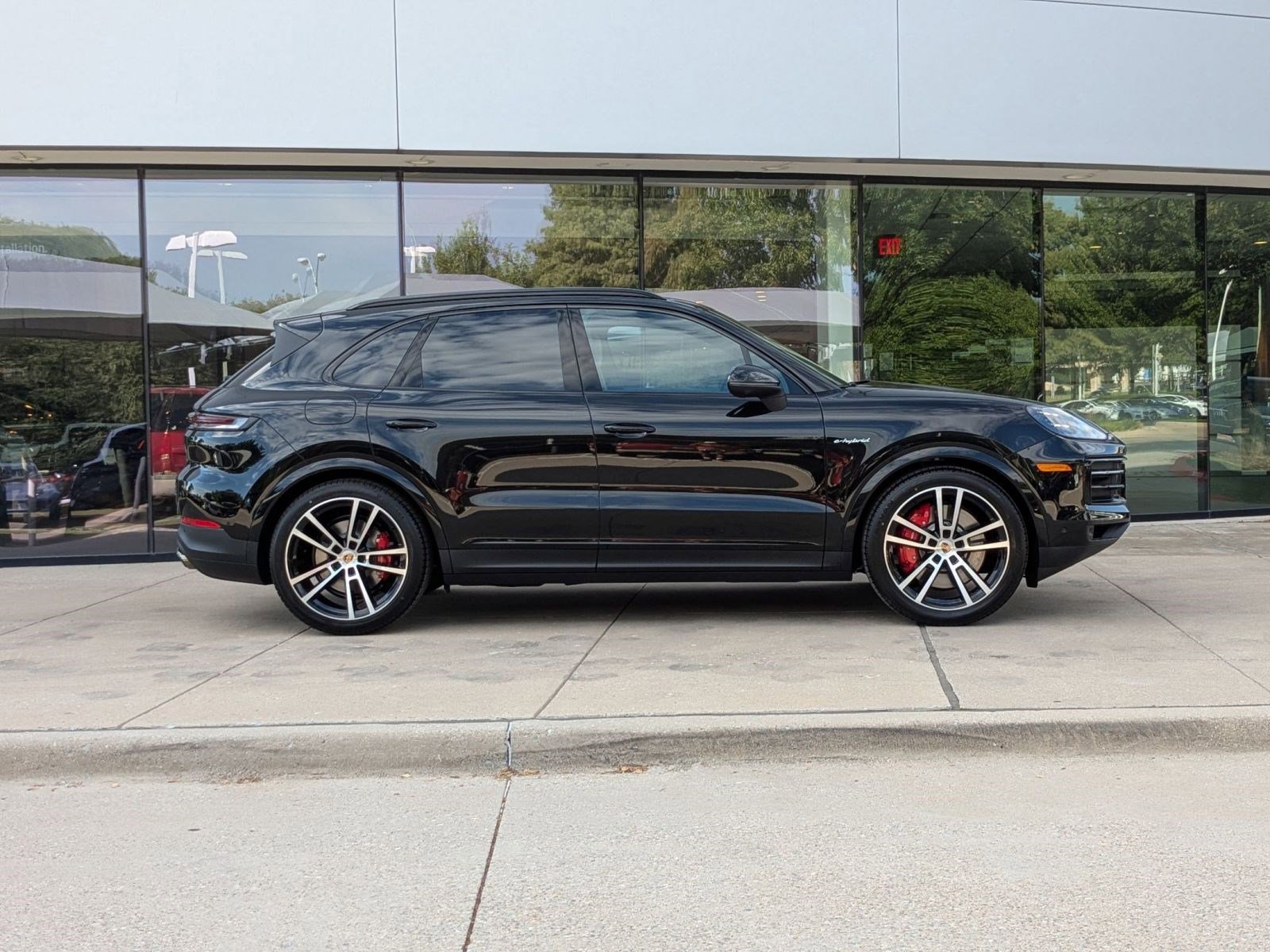 New 2026 Porsche Cayenne S image 8