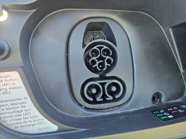 Certified 2025 Audi Q4 e-tron Premium Plus w/ Premium Plus image 10