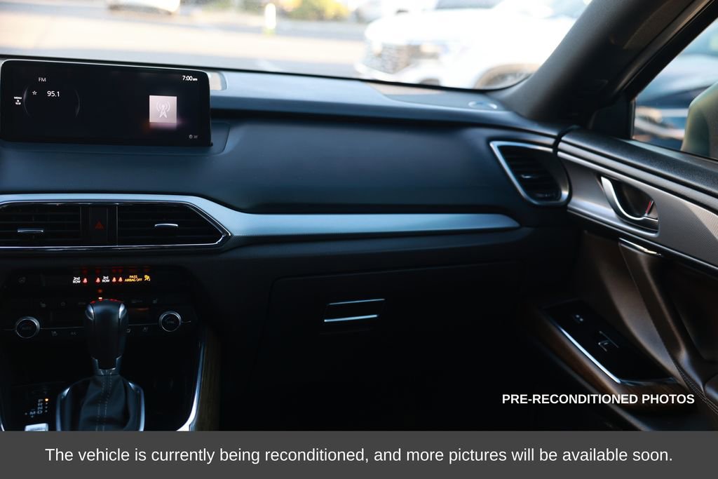 Used 2021 MAZDA CX-9 Signature image 25