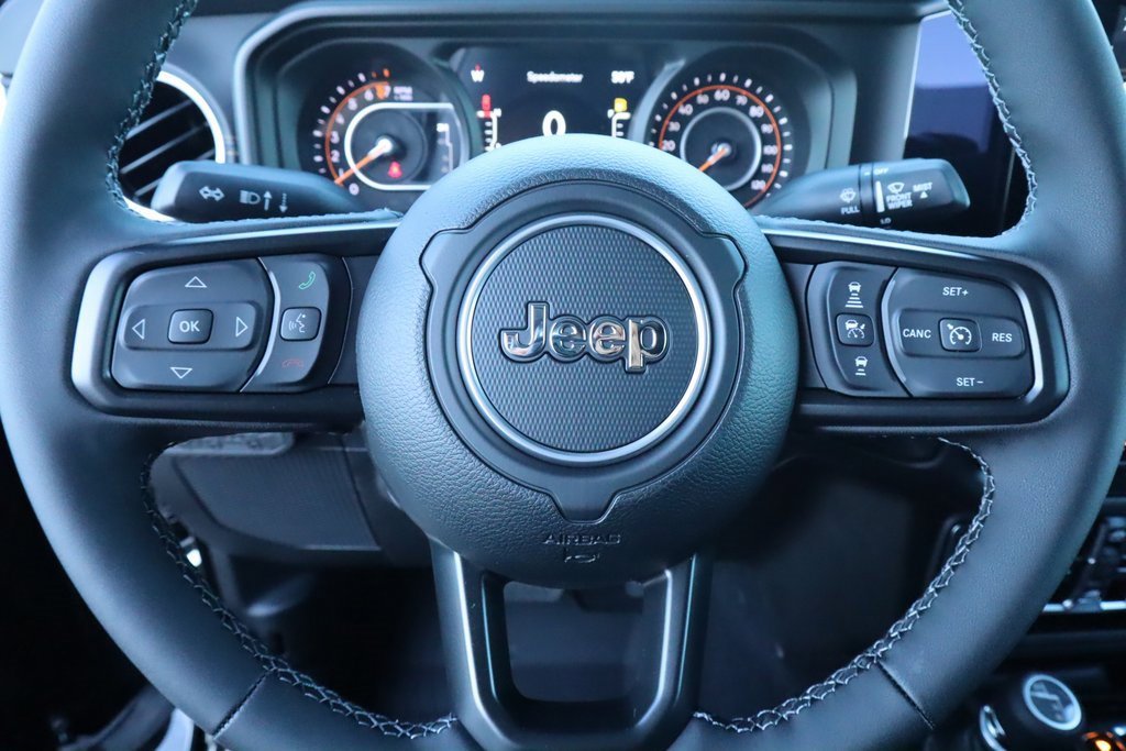 New 2025 Jeep Gladiator Sport image 3