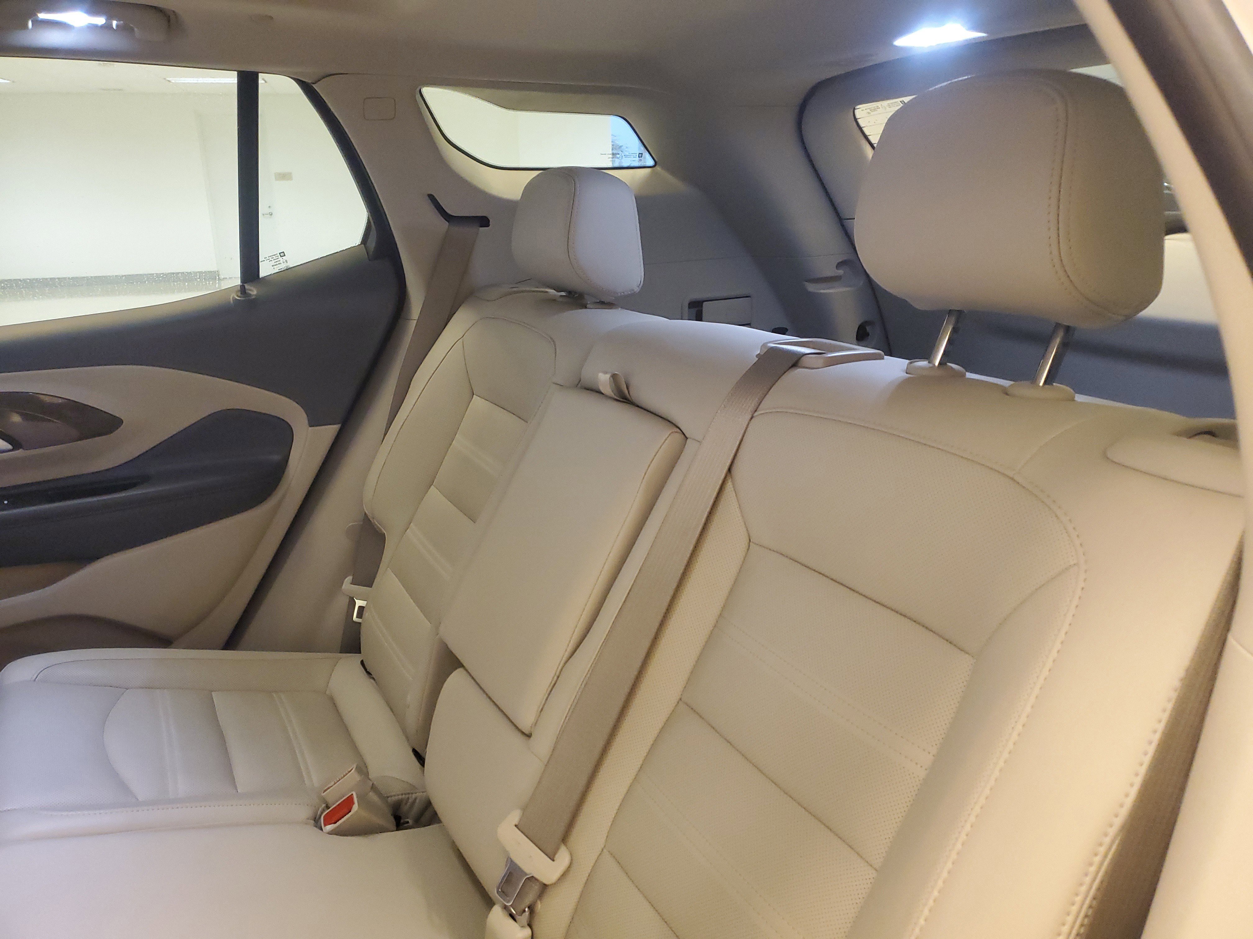 Used 2022 GMC Terrain Denali w/ Denali Premium Package image 17