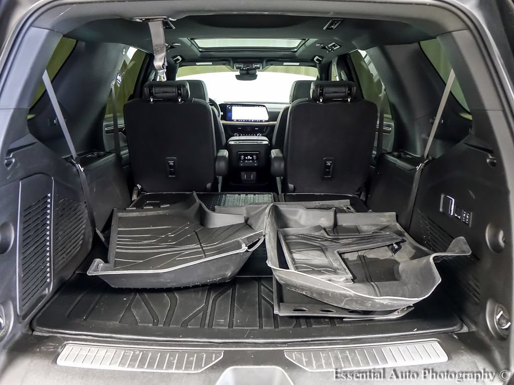 Used 2025 Chevrolet Tahoe High Country w/ Sun And Tow Package AWD/4WD image 22