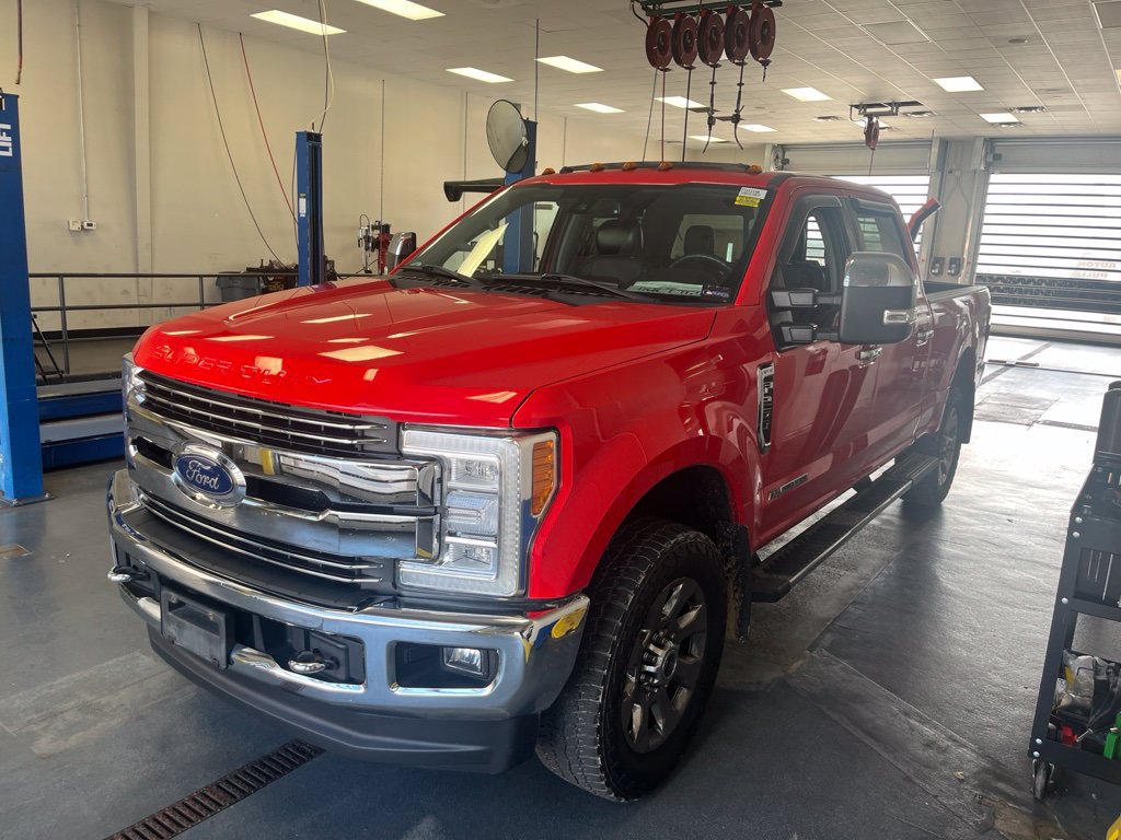 Used 2017 Ford F250 Lariat w/ Lariat Ultimate Package AWD/4WD image 2