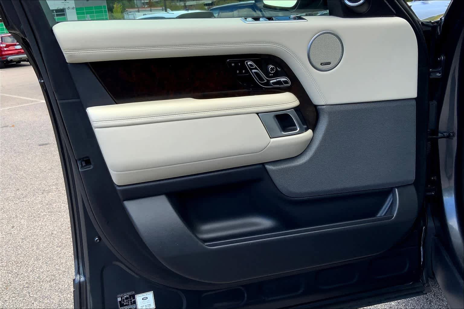 Used 2020 Land Rover Range Rover HSE AWD/4WD image 21