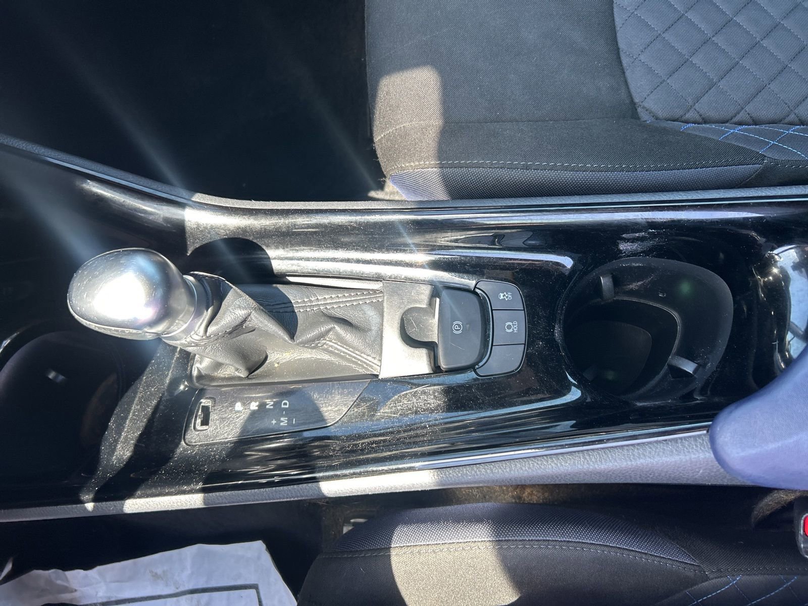 Used 2020 Toyota C-HR XLE image 17