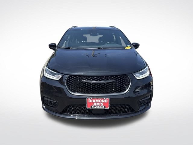 Used 2021 Chrysler Pacifica Touring w/ S Appearance Package FWD image 8