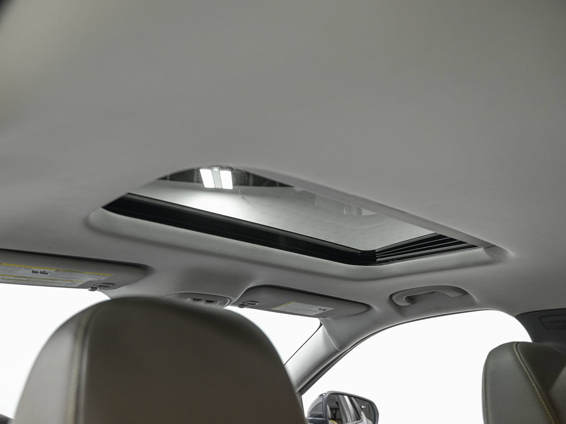 Used 2025 Chevrolet Trax ACTIV w/ Sunroof Package FWD image 25