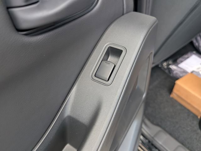 New 2026 Nissan Frontier PRO-4X w/ Pro-4x Convenience Package image 13