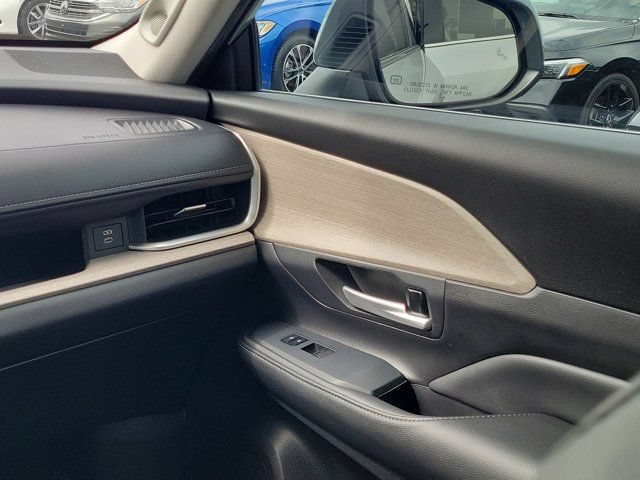 Used 2024 Toyota Grand Highlander FWD image 4