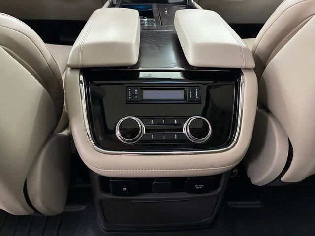 Used 2019 Lincoln Navigator Select w/ Technology Package image 19