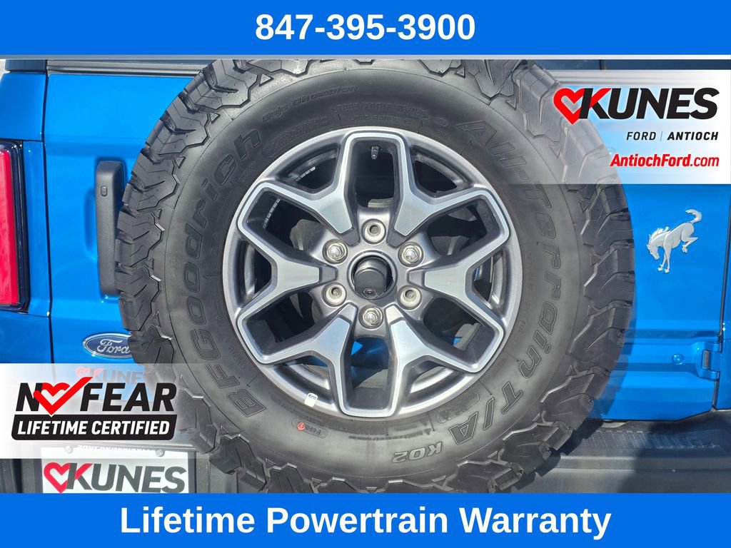 Used 2025 Ford Bronco Badlands image 11
