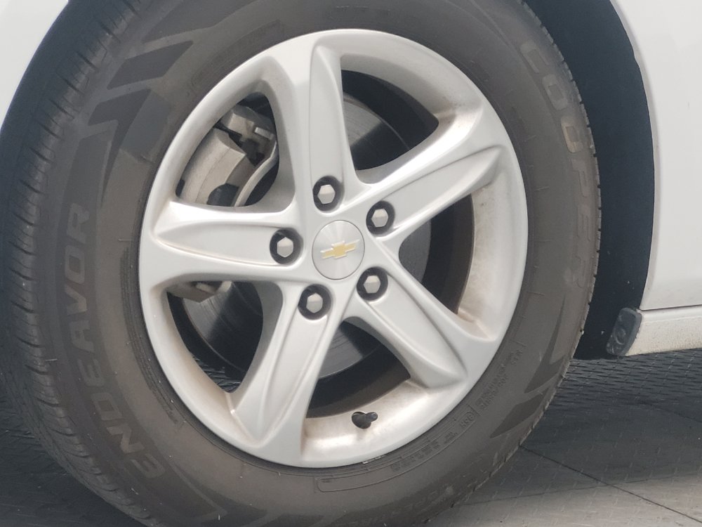 Used 2022 Chevrolet Malibu LT FWD image 31