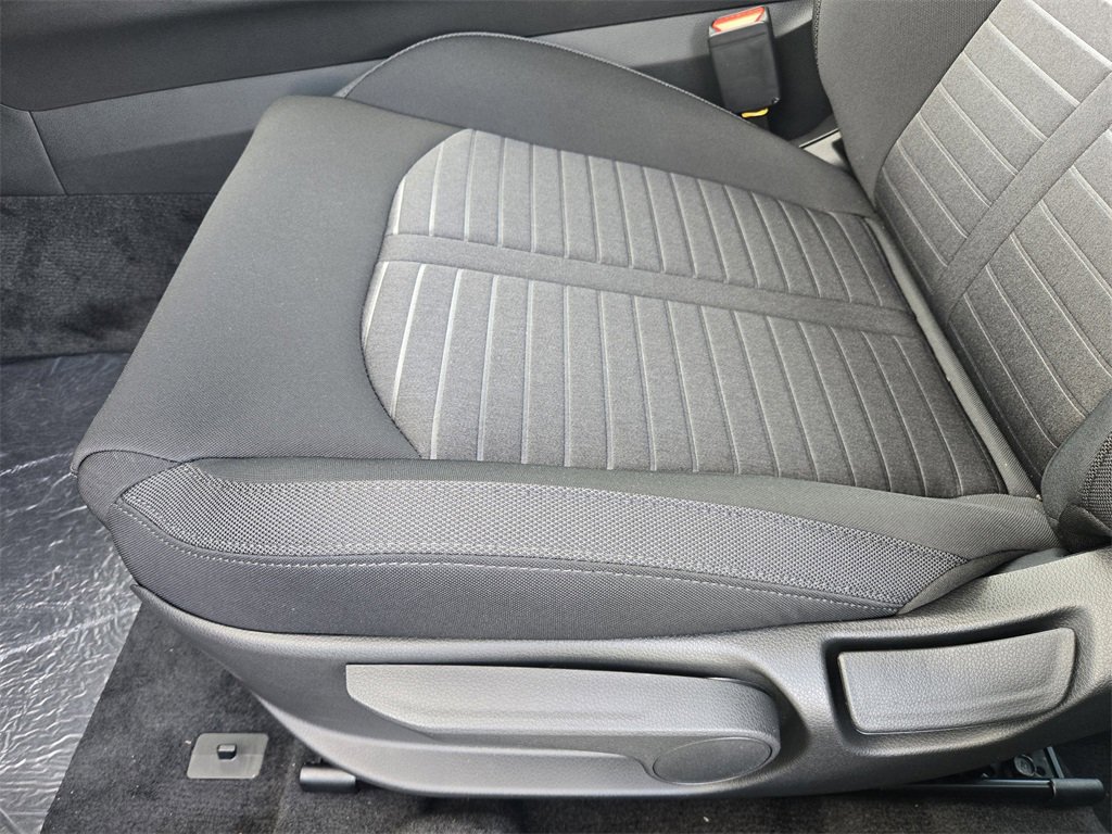 New 2026 Kia K5 LXS image 17