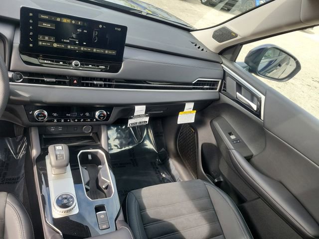 New 2026 Mitsubishi Outlander SE image 18