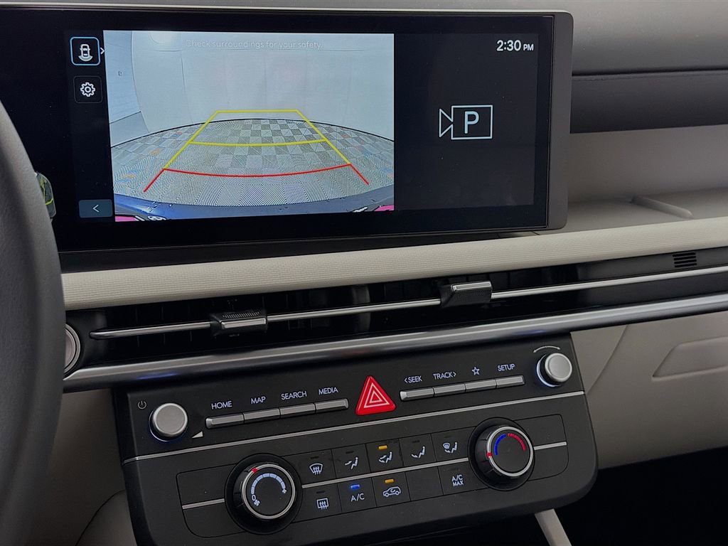 Used 2025 Hyundai Tucson SE FWD image 18